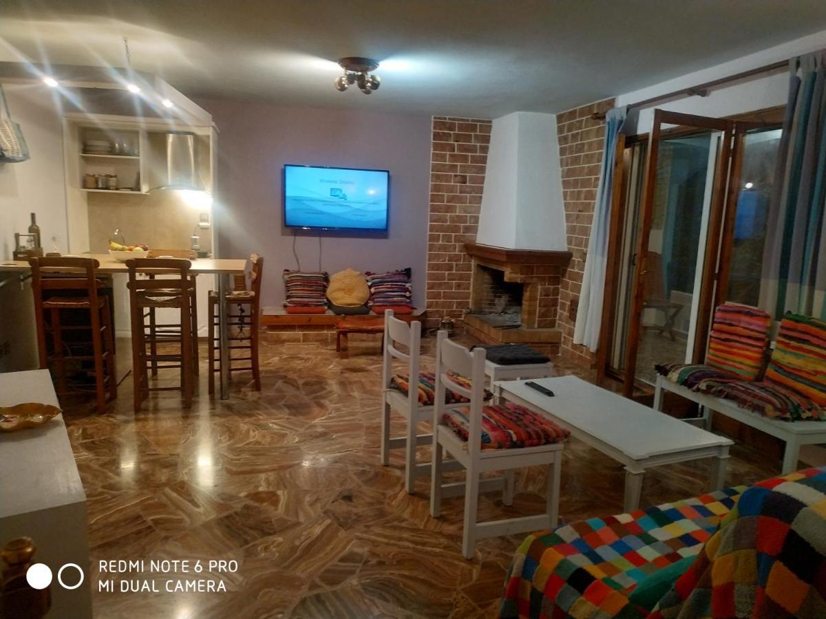 Muses Apartments Eretria  Ngoại thất bức ảnh