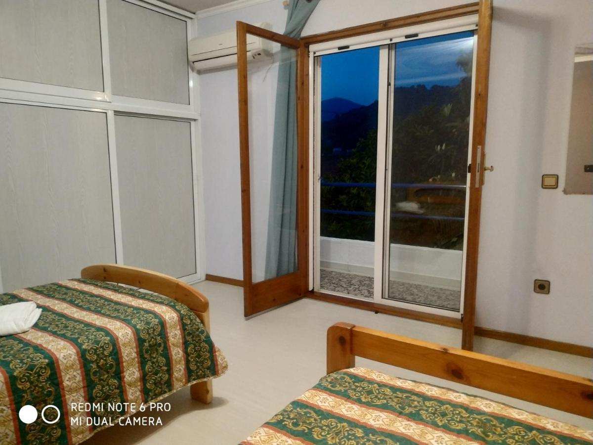Muses Apartments Eretria  Ngoại thất bức ảnh